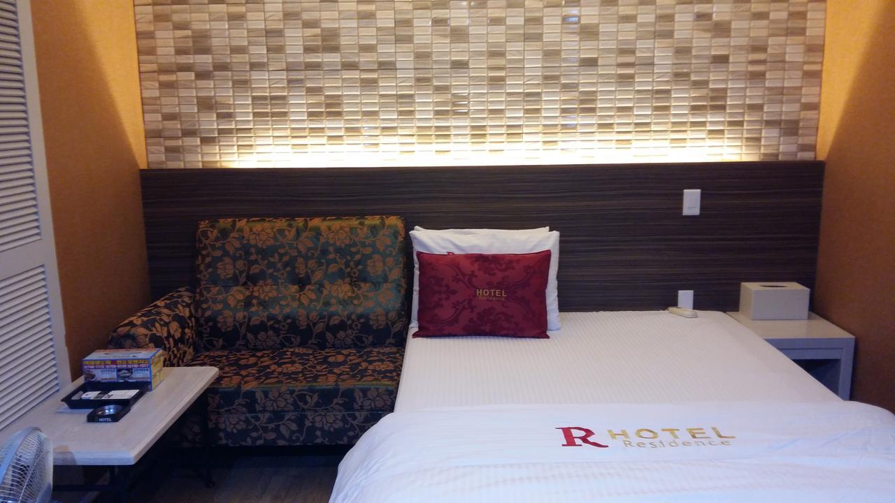 Residence R Hotel Daegu Bagian luar foto